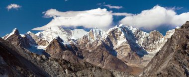 Kongma La Pass, Khumbu Valley, Solukhumbu, Sagarmatha Ulusal Parkı, Nepal Himalayalar Dağları 'ndan Cho Oyu Dağı' nın manzarası 