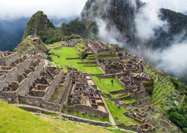 Machu Picchu, Peru 'nun panoramik manzaralı İnka kasabası, Unesco dünya mirası alanı, kutsal vadi, Cusco bölgesi, Peru