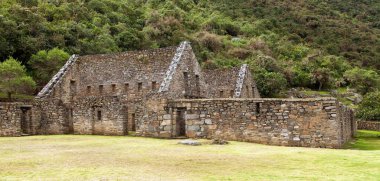 Choquequirao, Peru 'daki en iyi İnka harabelerinden biri. Machu Picchu yakınlarında Choquequirao İnka yürüyüş yolu. Peru 'daki Cuzco bölgesi 