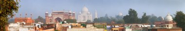 Taj Mahal şehir üzerinde, panoramik manzara, en iyi Hint tarihi manzarası, UNESCO Agra Hindistan