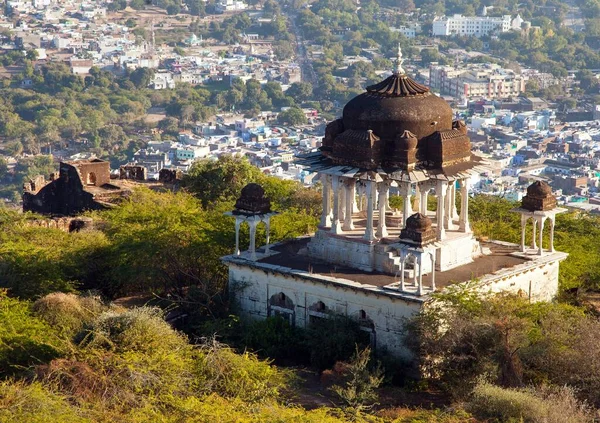 Detalj Övre Delen Taragarh Fort Bundi Stad Typiska Medeltida Fästning — Stockfoto