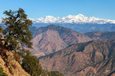 Bandarpunç Dağı, Himalaya, Hint Himalayalarının panoramik manzarası, büyük Himalayalar, Uttarakhand Hindistan, Mussoorie yolu, Gangotri aralığı 