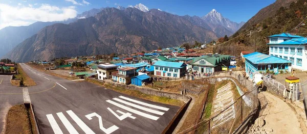 View Lukla Village Lukla Airport Khumbu Valley Solukhumbu Everest Area — Stock Photo, Image