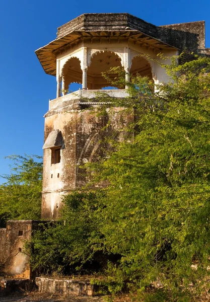 Detalj Övre Delen Taragarh Fort Bundi Stad Typiska Medeltida Fästning — Stockfoto
