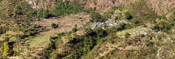 Terraced Χωράφια Και Χωριό Κοντά Στην Πόλη Joshimath Στο Uttarakhand — Φωτογραφία Αρχείου
