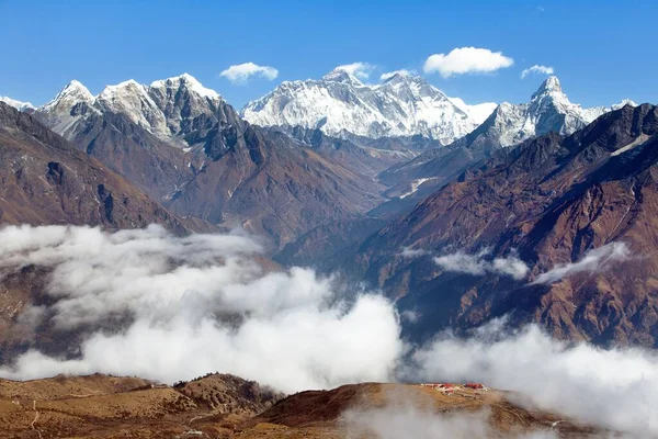 Vista Panorámica Del Monte Everest Lhotse Ama Dablam Con Pueblo —  Fotos de Stock
