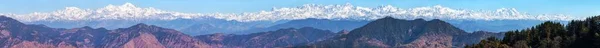 チャウカンバ山 ヒマラヤ インド ヒマラヤのパノラマビュー ヒマラヤ山脈 ウッタラーカンド インディア ムッソワーリー道路からの眺め — ストック写真