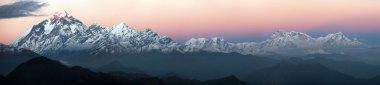 Panoramik dağ dhaulagiri ve annapurna dağına - nepal akşam