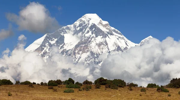 Blick auf den Mount Dhaulagiri - Nepal — Stockfoto