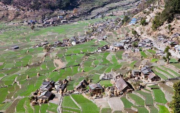 Χωριό dogadi - όμορφο χωριό στο δυτικό Νεπάλ — Φωτογραφία Αρχείου