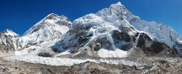 Everest panoramik manzaralı — Stok fotoğraf