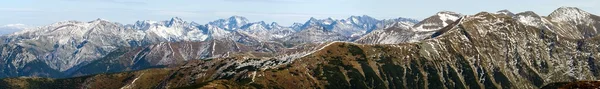 Vista panorámica de Rohace, montañas del oeste de Tatra —  Fotos de Stock