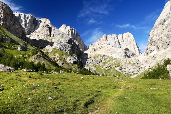 Lado sur de marmolada-cima de dolomiti italia — Foto de Stock