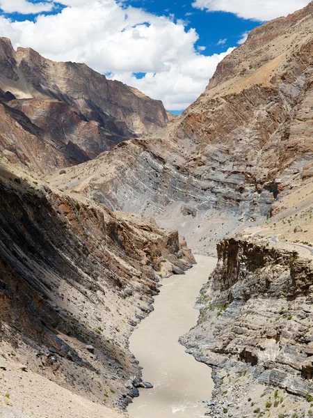 Rivière Zanskar et vallée du Zanskar — Photo