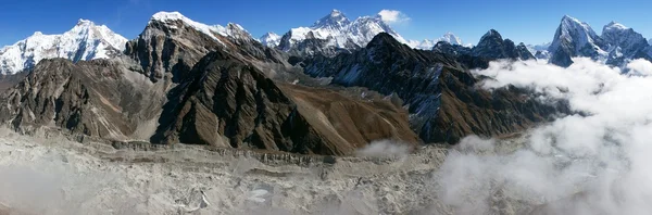 View of Everest from Gokyo Ri — Stock Photo, Image