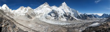 Beautiful view of mount Everest clipart