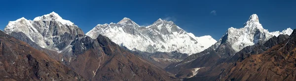 Panoramiczny widok z mount everest od kongde — Zdjęcie stockowe