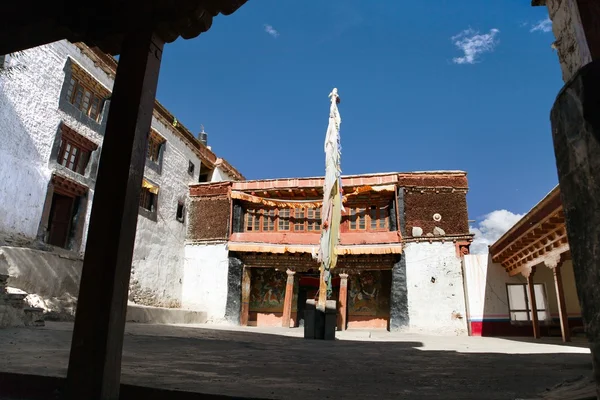 Karsha δημόσιο κτίριο - βουδιστικό μοναστήρι στην κοιλάδα zanskar — Φωτογραφία Αρχείου