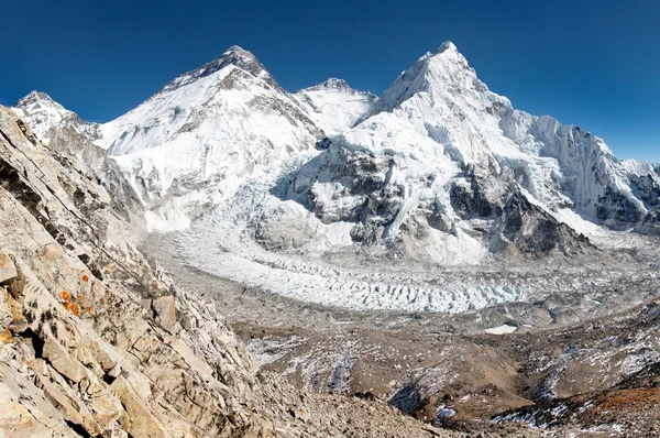 Veduta dell'Everest, del Lhotse e del Nuptse — Foto Stock