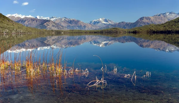 Vista del lago Rara Daha o Mahendra Tal — Foto de Stock