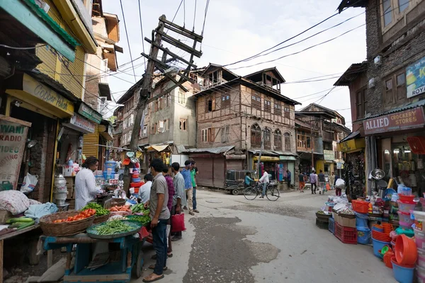 Bazar de rua de Srinagar - Jammu e Caxemira — Fotografia de Stock