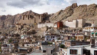 Leh palace - ladakh - jammu ve Keşmir - Hindistan