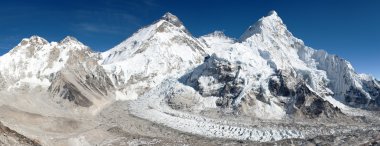 Everest Dağı, Lhotse ve nuptse güzel görünümünü