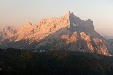 Mount Civetta görünümünü sabah