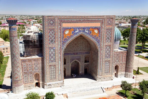 Sher Dor Medressa - Registan - Samarkand - Uzbekistan — Stock Photo, Image