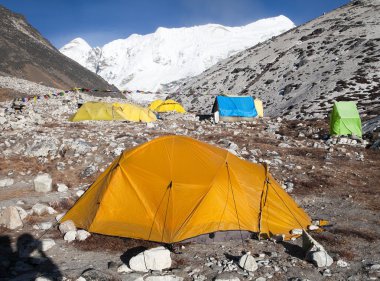 Temel kampı, Island Peak (Korece Tse) Everest Dağı yakınlarında