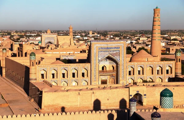 Kvällen syn på khiva - uzbekistan — Stockfoto