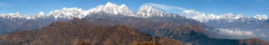 Panoramik çingene tepe arasında Himalayalar değişir