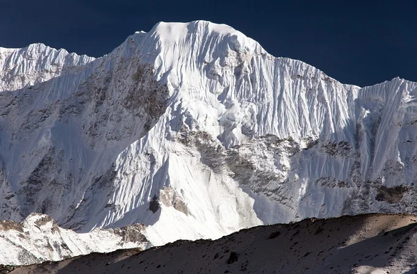 Kali Himal, beautiful mountain in Khumbu valley — Stockfoto