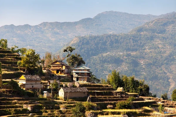 Typisch mooi dorp in Nepal — Stockfoto