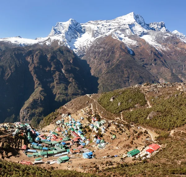 Namche Bazar and mount Kongde, Sagarmatha national park — Stock Photo, Image