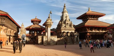  Temples of Durbar Square with people in Bhaktapur