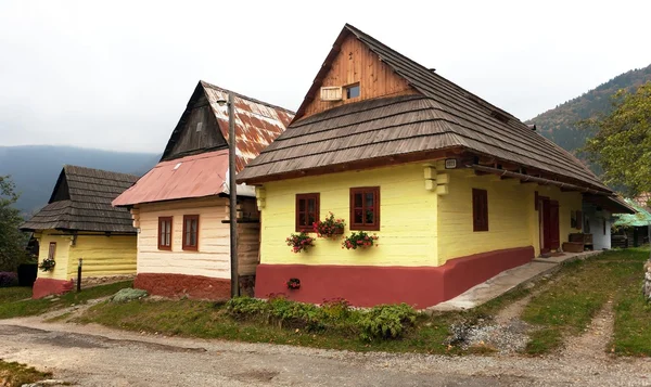 Beautiful colored houses in vlkolinec village — Φωτογραφία Αρχείου