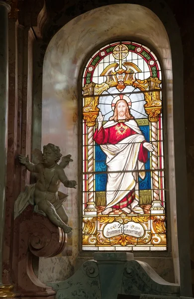 Vitrage fenêtre dans l'église Saint-Nicolas, Znojmo Images De Stock Libres De Droits