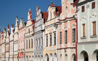 Telc Şehir Meydanı Rönesans ile evler
