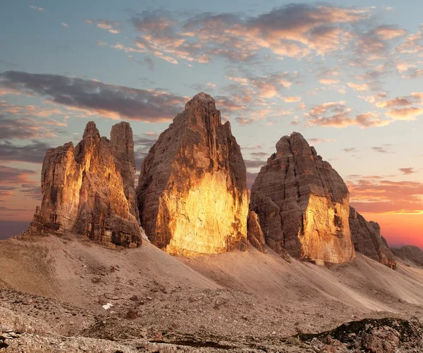 Evening view of Drei Zinnen or Tre Cime di Lavaredo — Stock Photo, Image