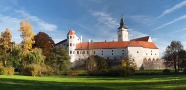 Telc veya Teltsch şehir kale veya chateau Panoraması