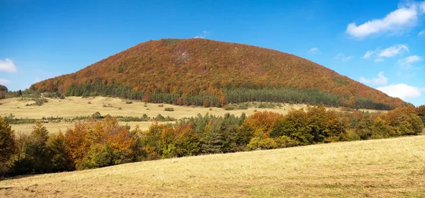 Widok z góry Strazov, góry Strazovske, Słowacja — Zdjęcie stockowe