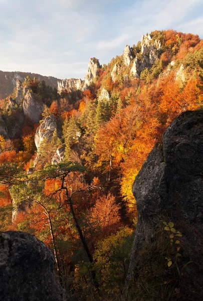 Sulov klippiga bergen - sulovske skaly - Slovakien — Stockfoto
