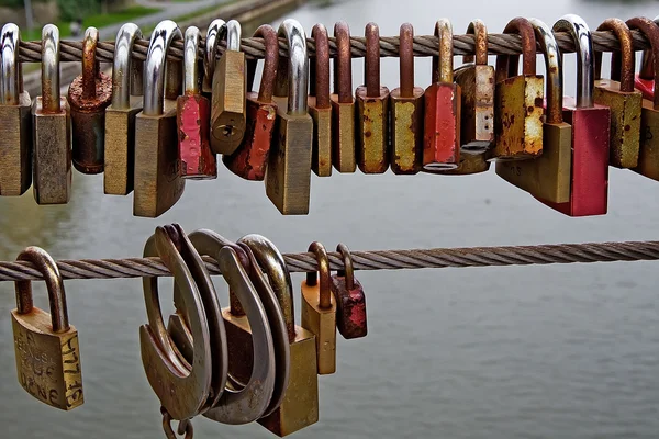 Locks as a symbol of love in bamberg, bavaria — Zdjęcie stockowe