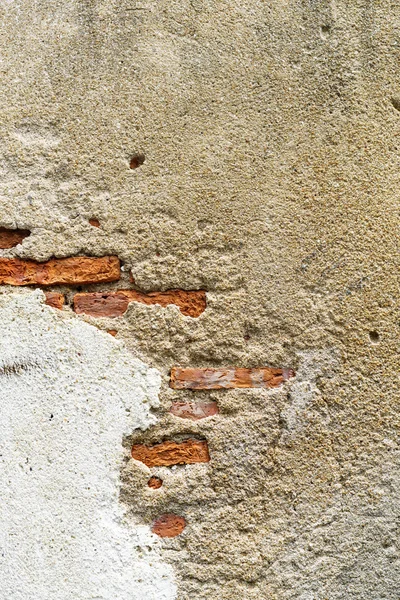 Трещина старый цемент оранжевый кирпич стены фона текстуры архитектора — стоковое фото