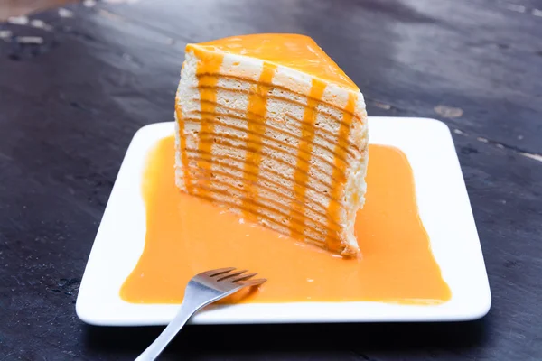 橙色绉蛋糕 — 图库照片