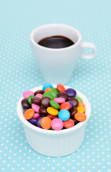 Hot chocolate and colorful candy — Stock Photo, Image
