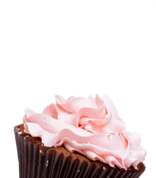 Roze aardbei cup-cake op witte achtergrond — Stockfoto