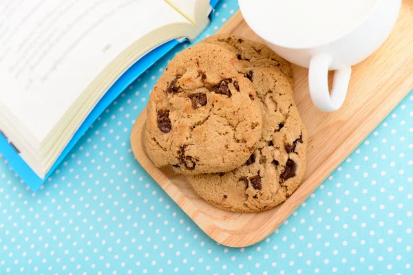 Biscoitos de chocolate tempo relaxante — Fotografia de Stock