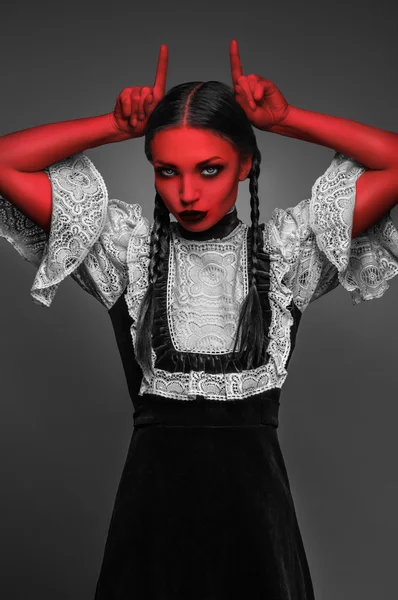 아름 다운 악마 여자 — 스톡 사진